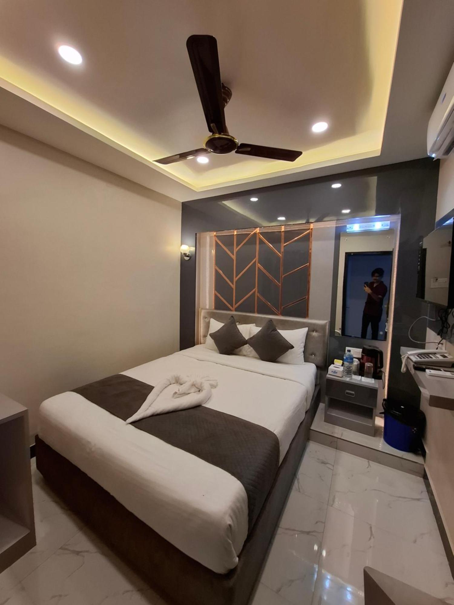 Hotel Royal Mithila Private Limited Джанакпур Экстерьер фото